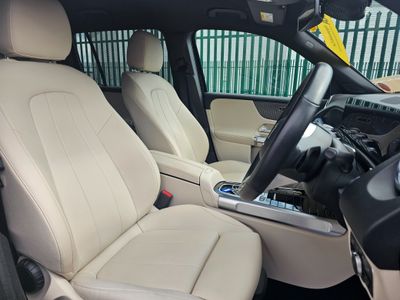 2025 Mercedes-Benz GLB Class