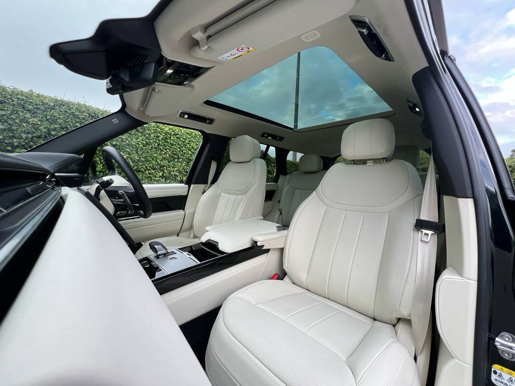 2025 Land Rover Range Rover