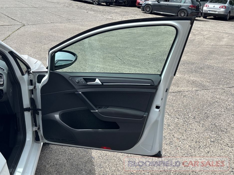 2013 Volkswagen Golf