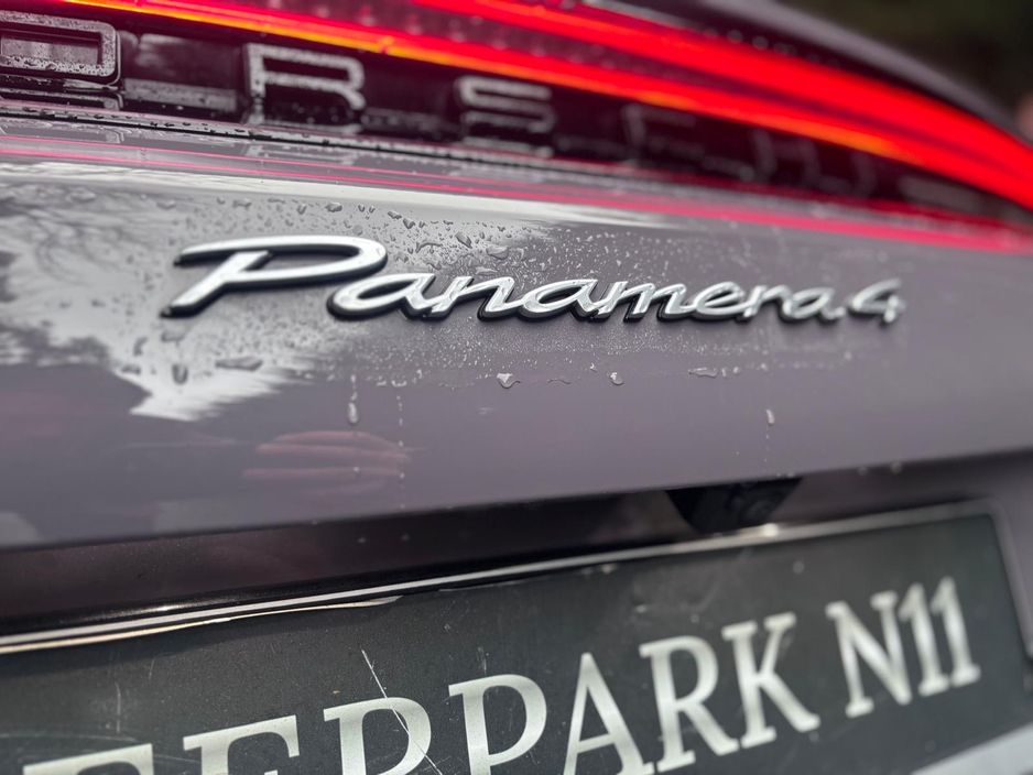 2024 Porsche Panamera