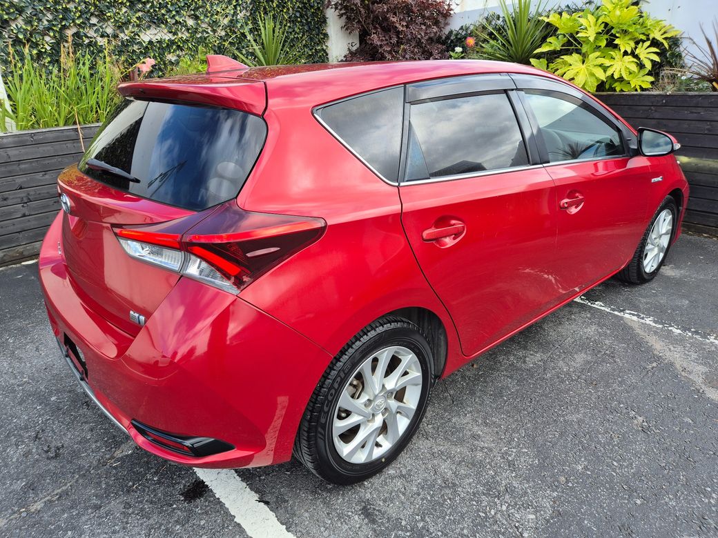 2017 Toyota Auris
