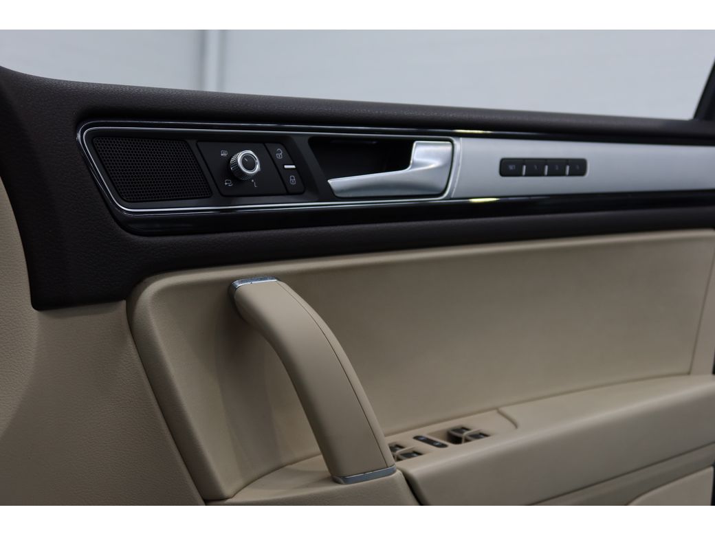 2018 Volkswagen Touareg