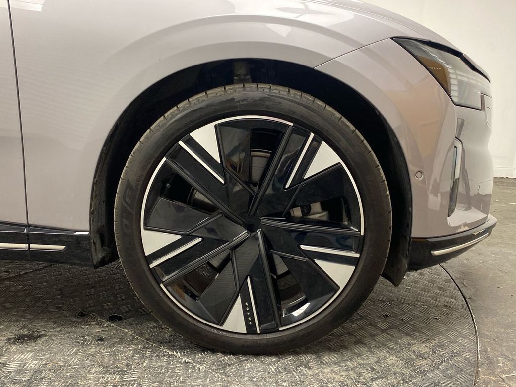 2026 Volvo ES90