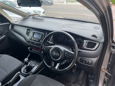 2013 Kia Carens