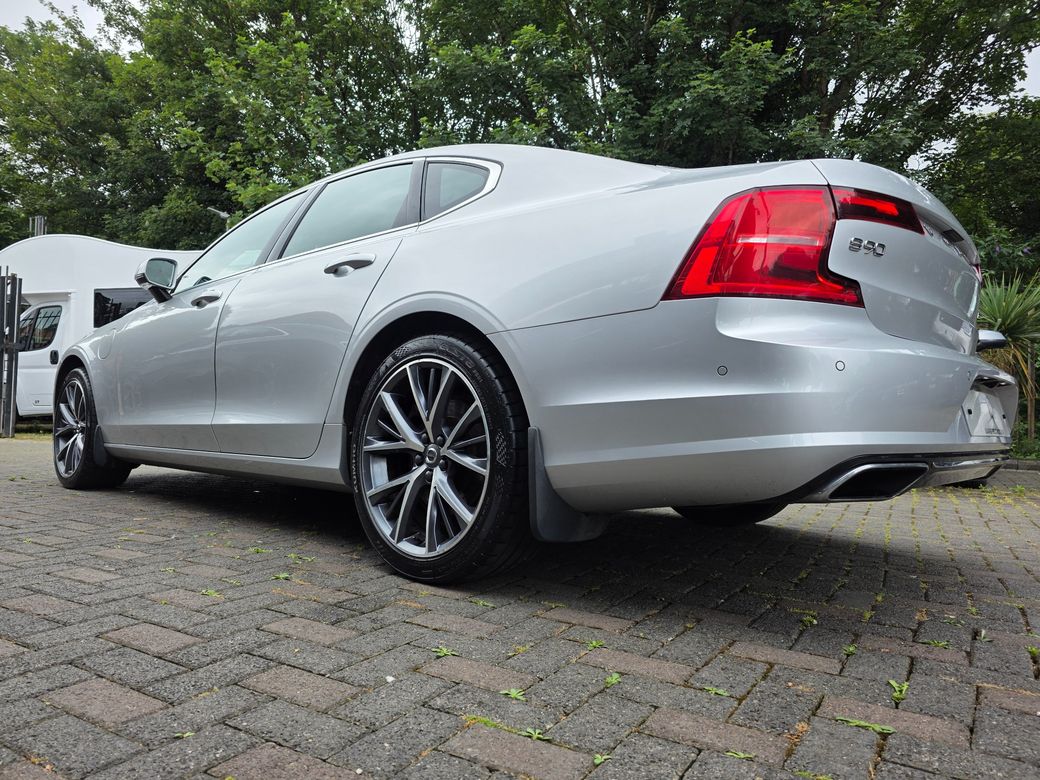 2018 Volvo S90