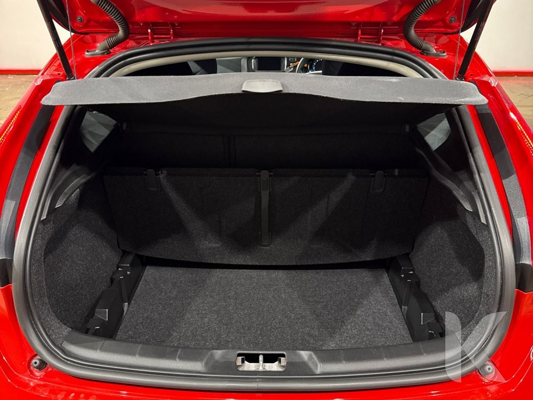 2019 Volvo V40