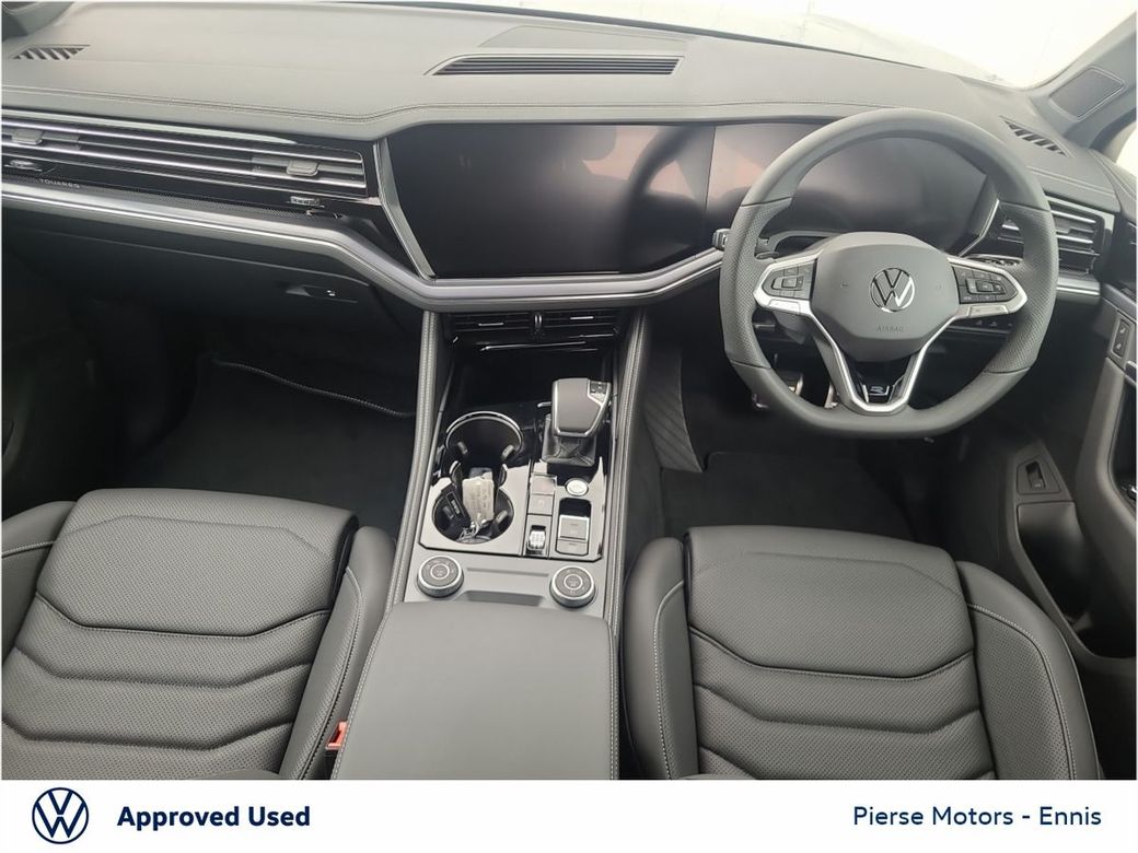 2025 Volkswagen Touareg