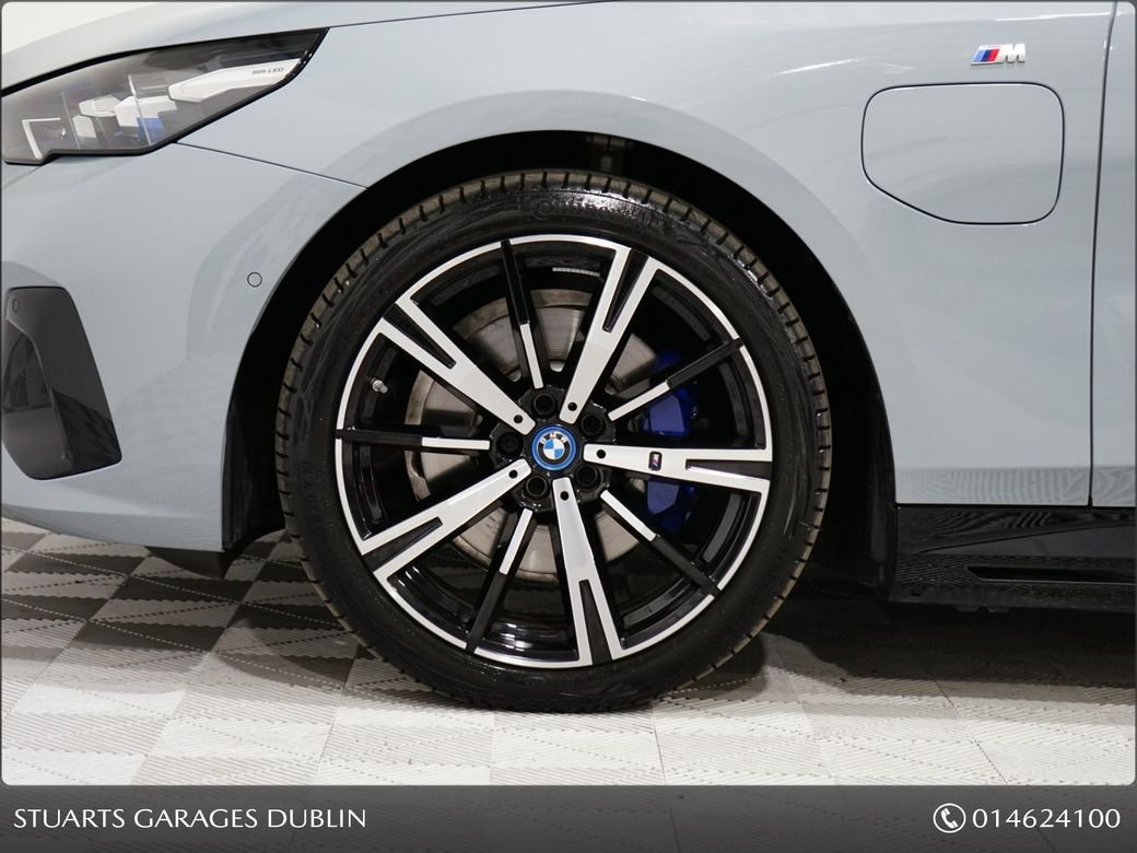 2025 BMW 5 Series