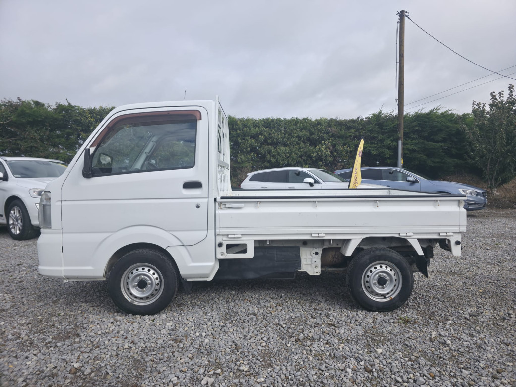 2017 Nissan Clipper