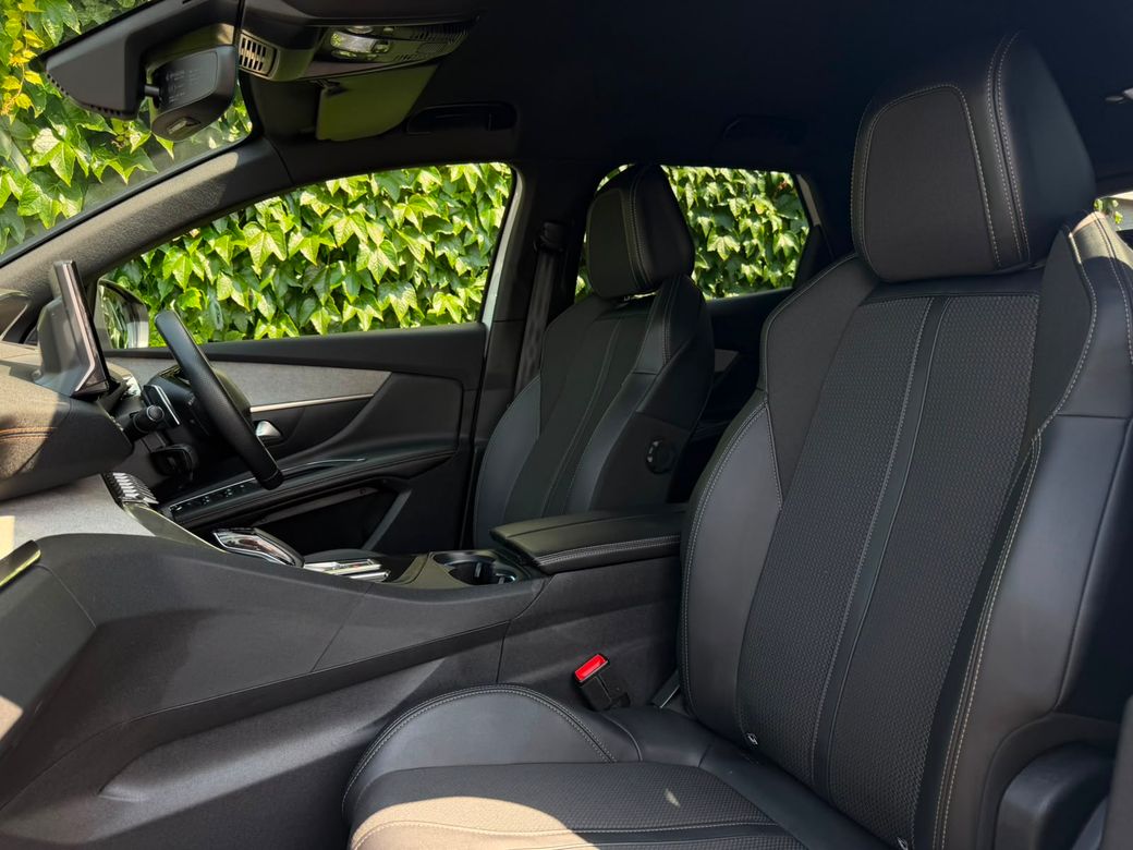 2023 Peugeot 3008