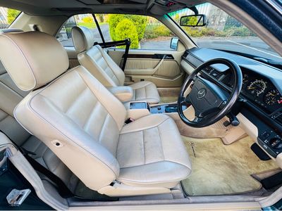 1995 Mercedes-Benz E Class