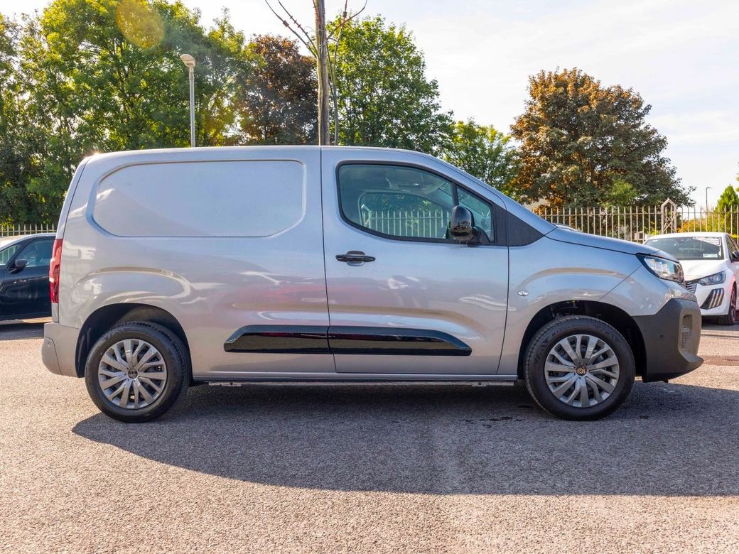 2026 Peugeot Partner