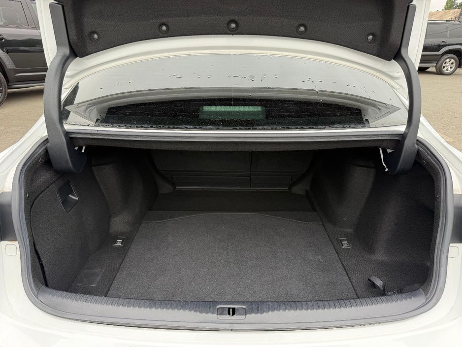 2018 Lexus IS 300h