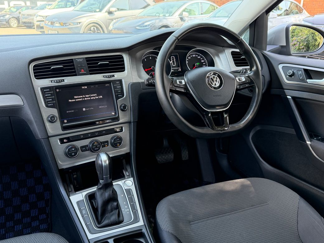 2017 Volkswagen Golf
