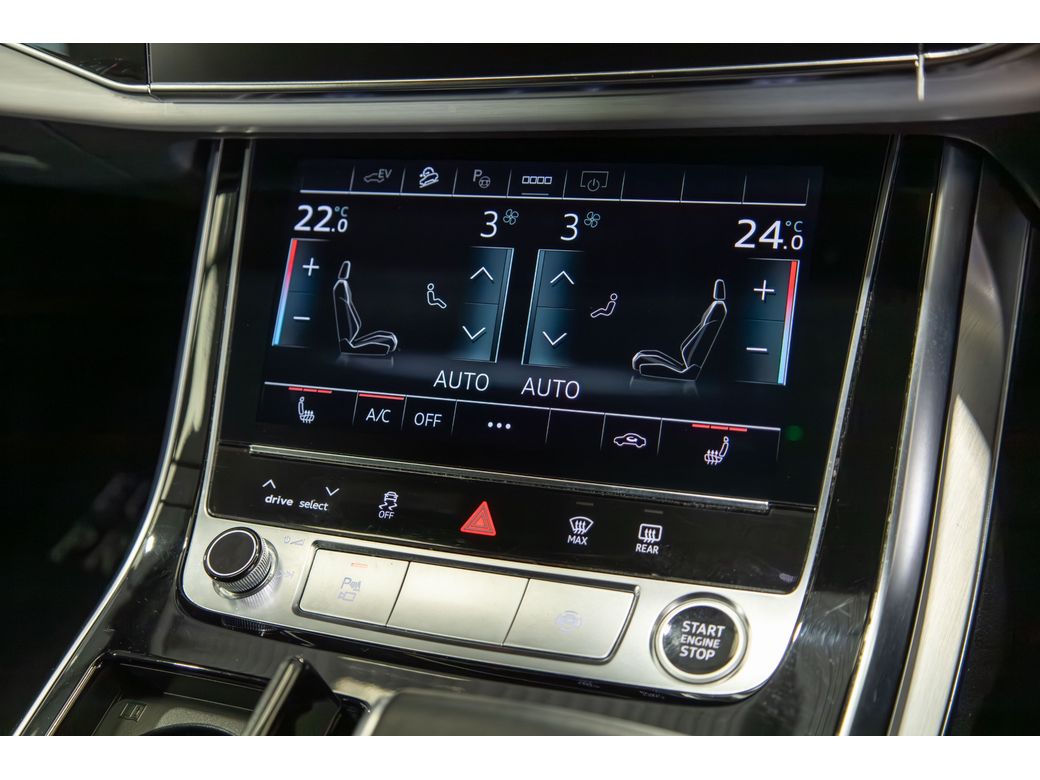 2021 Audi Q8