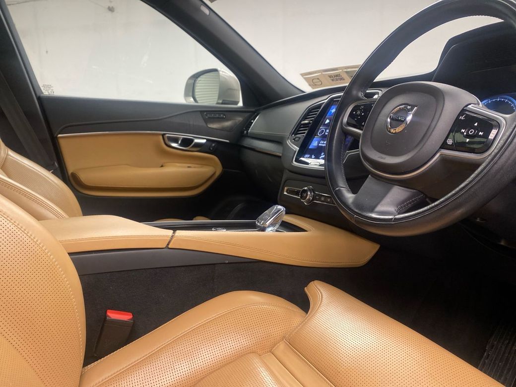 2022 Volvo XC90