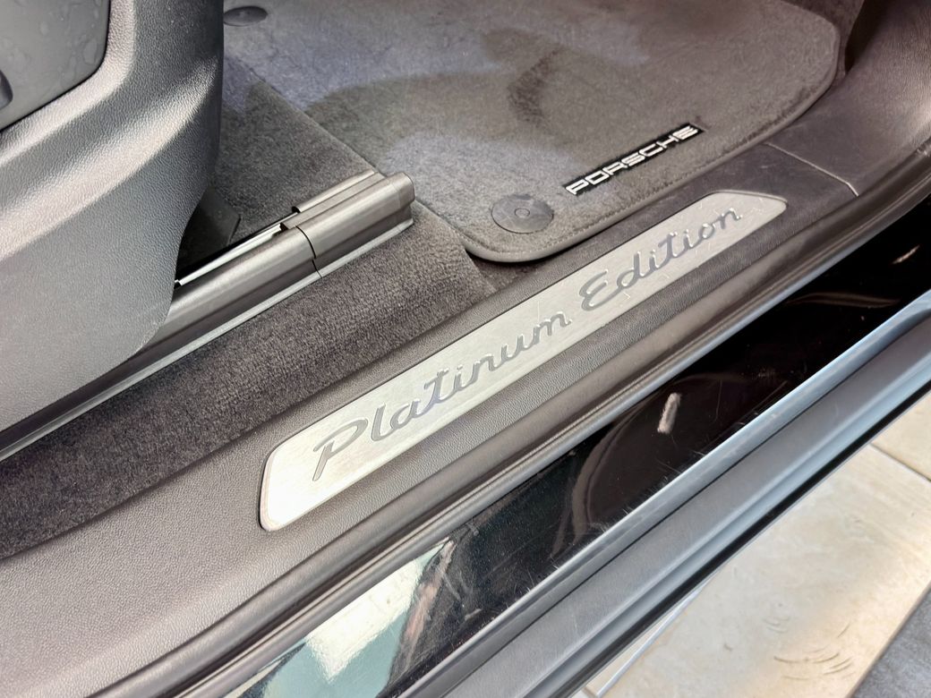 2023 Porsche Cayenne
