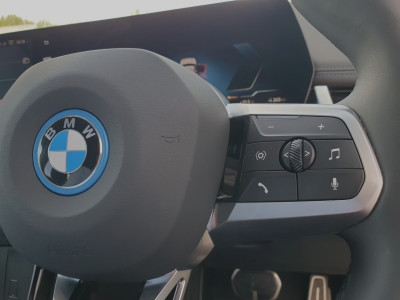 2025 BMW iX1