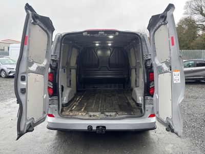 2025 Ford Transit Custom