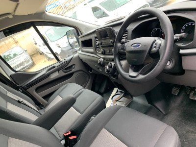 2023 Ford Transit Custom