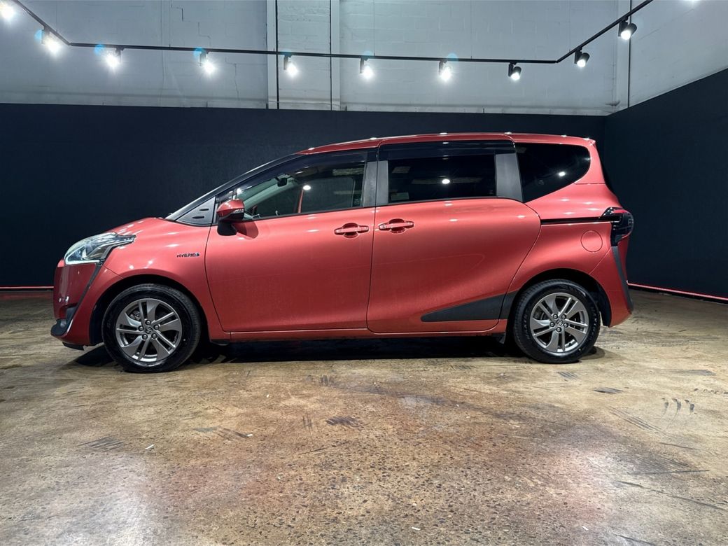2017 Toyota Sienta