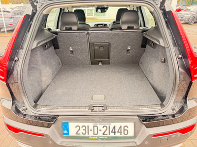 2023 Volvo XC40