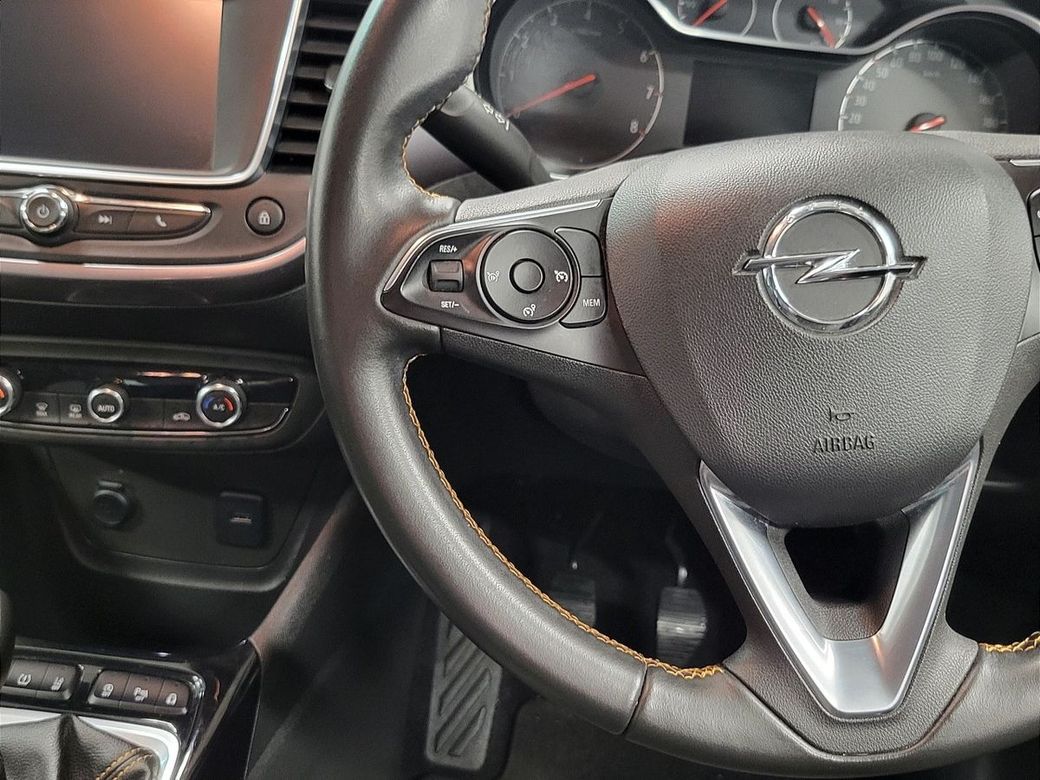 2020 Opel Crossland X