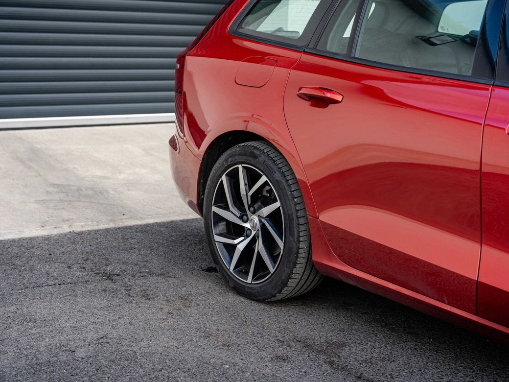 2020 Volvo V60