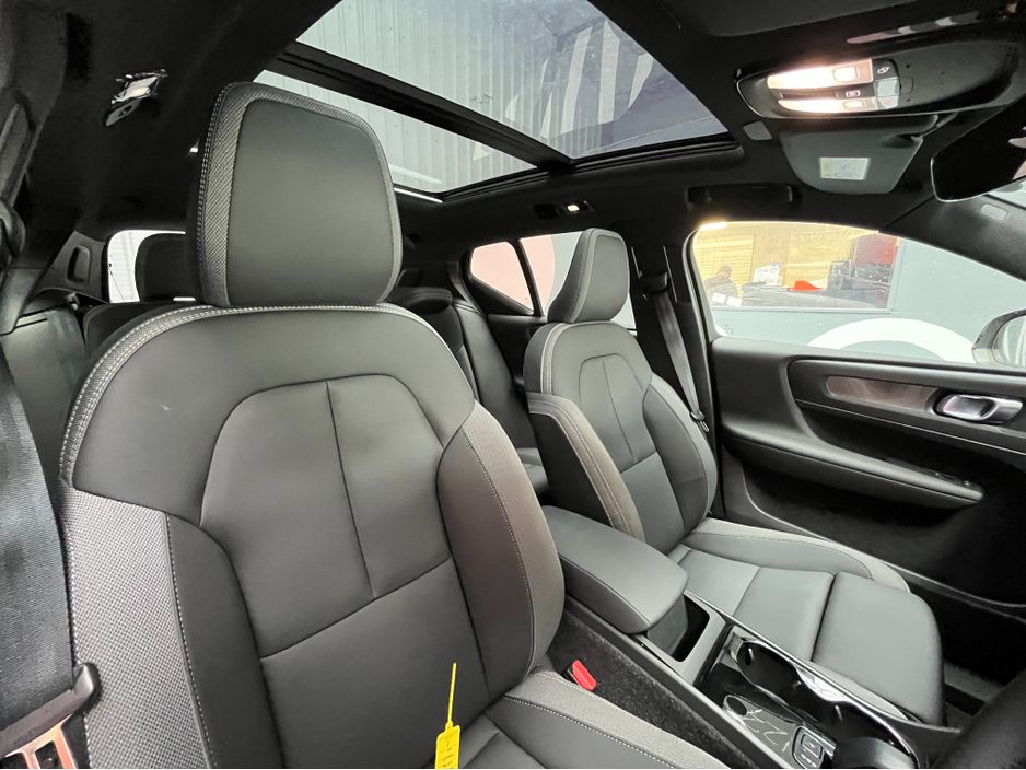 2022 Volvo XC40