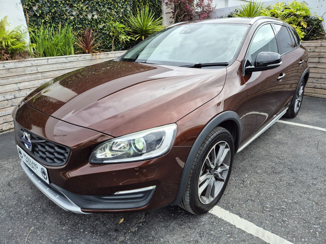 2017 Volvo V60 Cross Country