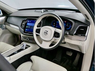 2023 Volvo XC90