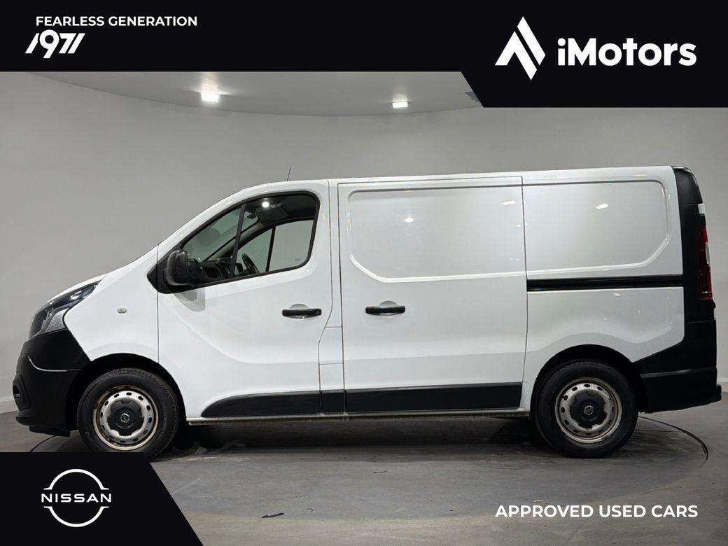 2021 Nissan NV300