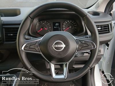 2025 Nissan Primastar