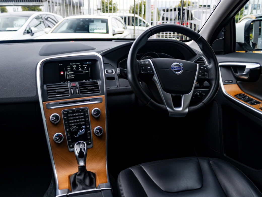 2017 Volvo XC60