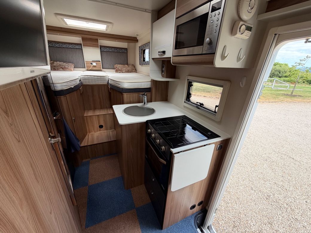 2017 SWIFT ESCAPE 684 LOW PROFILE R.H.D