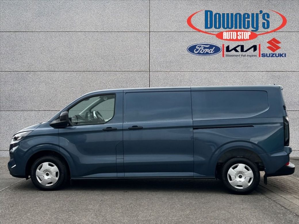 2024 Ford Transit Custom