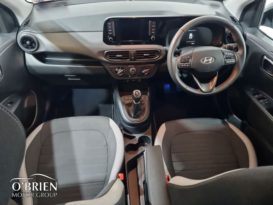 2025 Hyundai i10