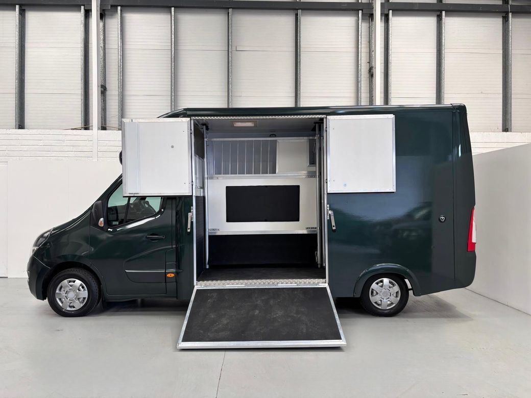 2021 Vauxhall Movano