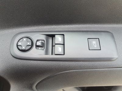 2022 Peugeot Partner