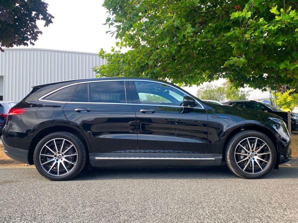 2022 Mercedes-Benz EQC