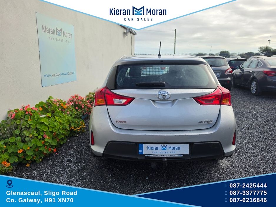 2015 Toyota Auris