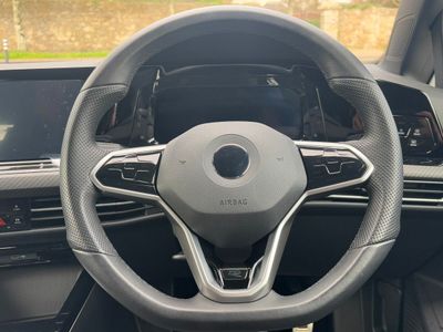 2023 Volkswagen Golf