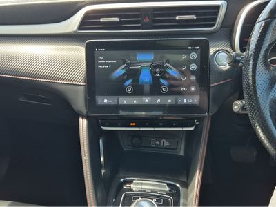 2022 MG ZS