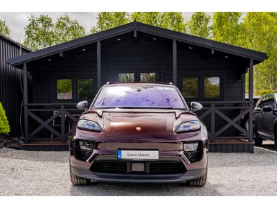 2025 Porsche Macan