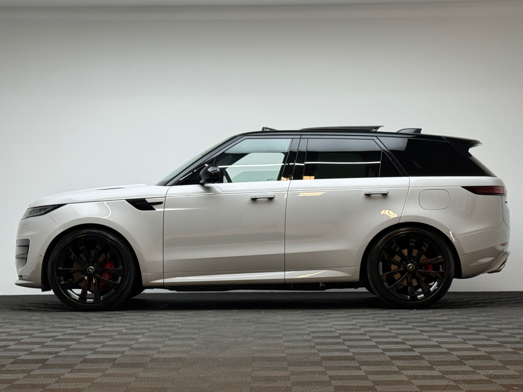 2025 Land Rover Range Rover Sport