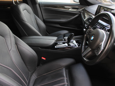 2017 BMW 523