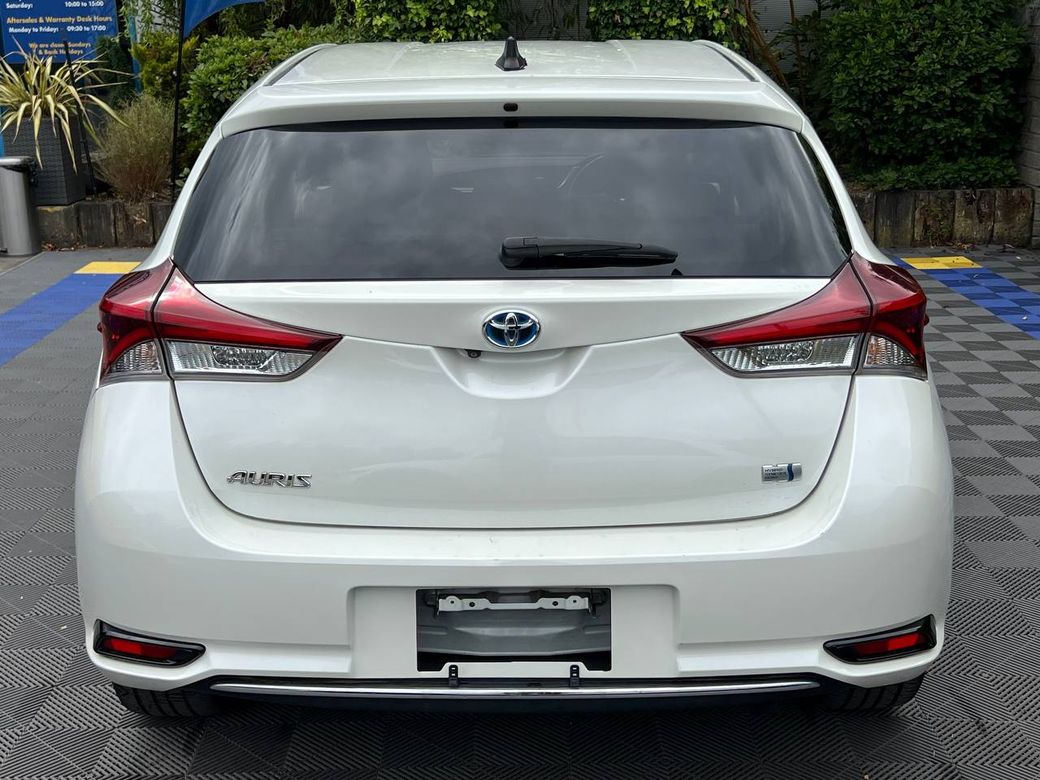 2017 Toyota Auris