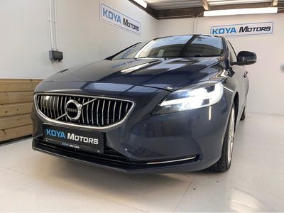 2017 Volvo V40