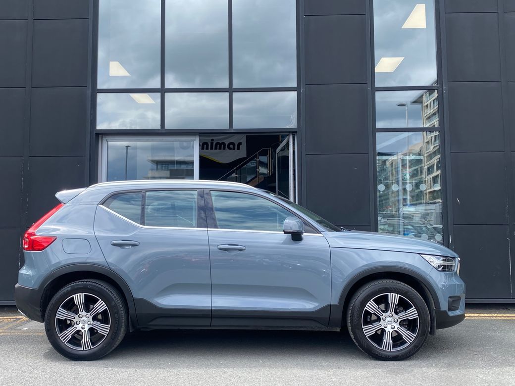 2020 Volvo XC40