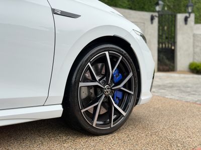2023 Volkswagen Golf